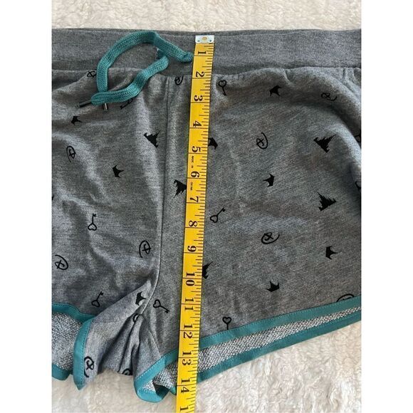 Her Universe Destination Disney Icons Girls Soft Shorts Plus Size 1 - Picture 6 of 8